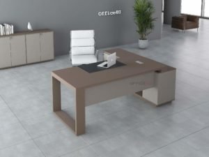 Milan Executive Desk